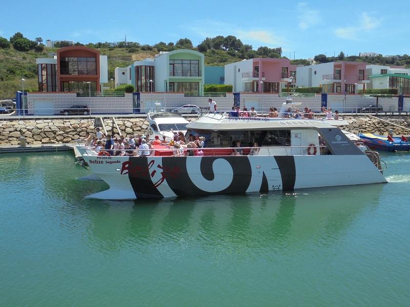 marina_belize_boat